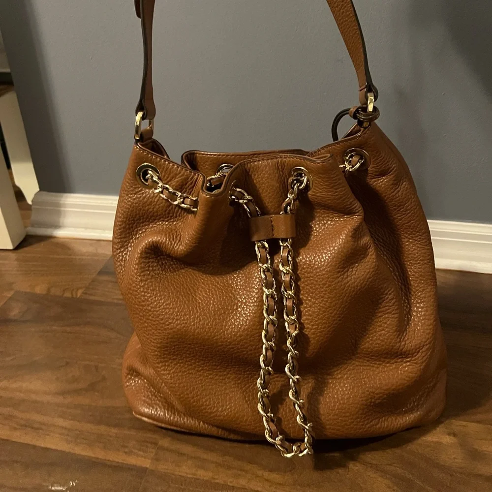 Authentic Michael Kors Bag - Picture 2 of 4